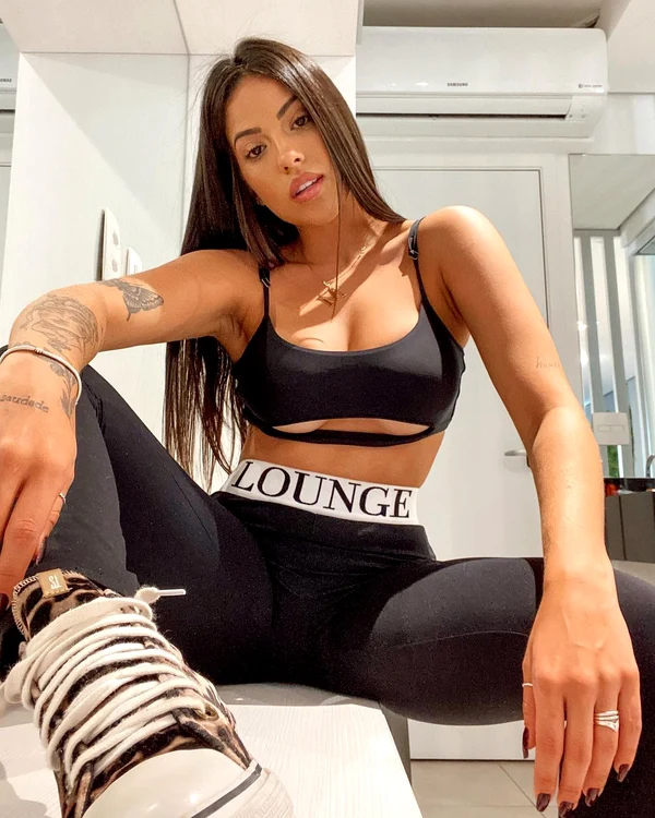 Julia Mazalli se iubește cu starul lui Real Madrid, Vinicius jr. Foto Instagram