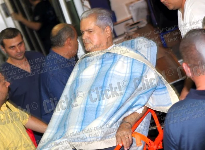 Adrian Năstase a fost externat de la Spitalul Floreasca