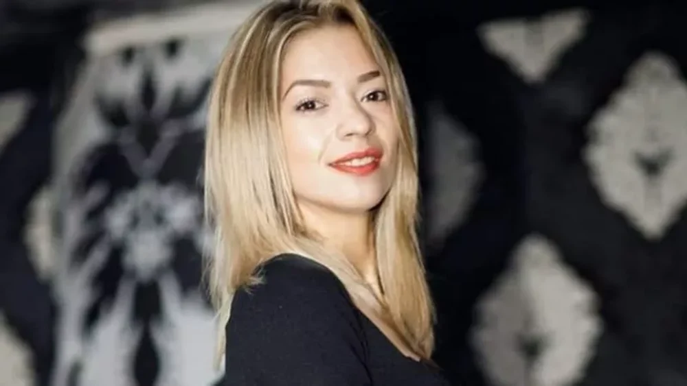 Un director al postului RAI Italia, stors de bani de o româncă. Suma uriașă obținută de Adina: „Mi-a zis că îmi ucide pisicile”