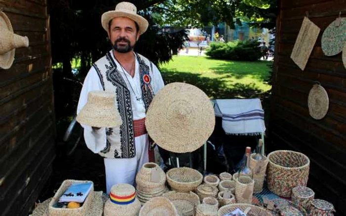 Radu Crăciunescu lucrează după o metodă străveche, care nu mai este folosită