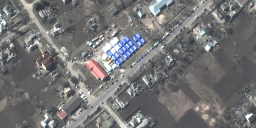 Tabără din corturi la Bezimenne 22 martie FOTO Maxar via CNN