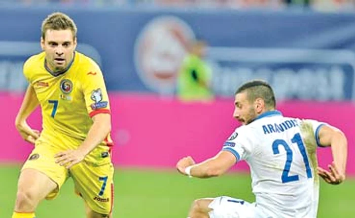 Adi Popa (în galben) nu a fost lăsat de clubul său, Steaua, să participe la acţiunea echipei naţionale în TurciaFoto: Mediafax