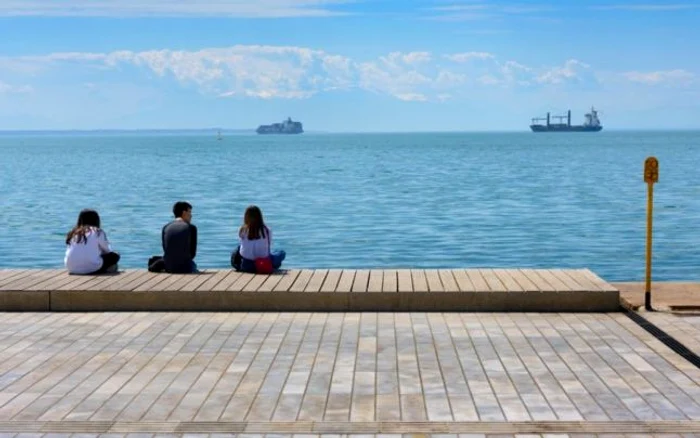 Guvernul grec isi vrea tinerii inapoi FOTO BBC