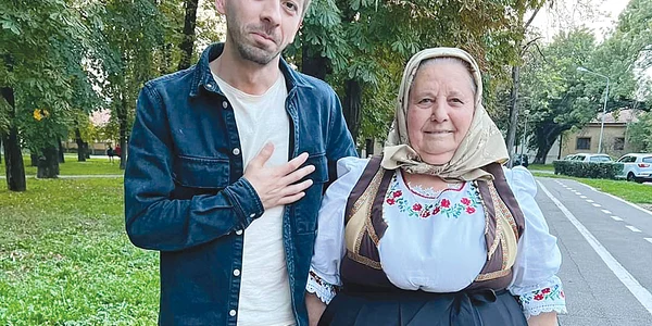 mircea bravo si bunica jpg