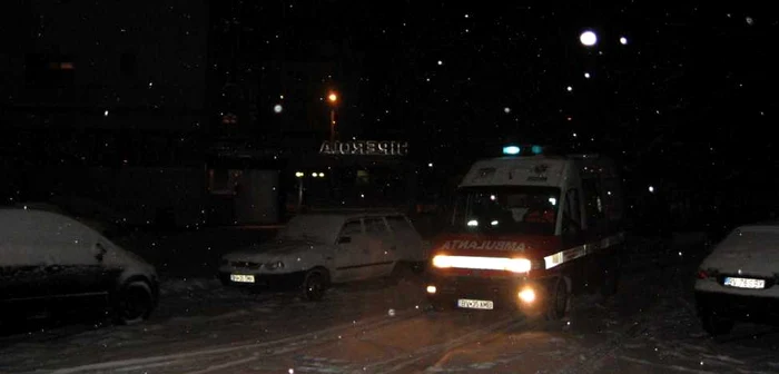 Ambulanţă blocată în judeţul Buzău