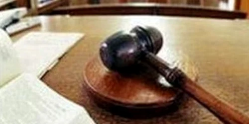 S-a hotărât detenţia pe viaţă a românilor