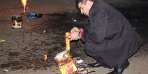 Şi utilizatorii petardelor riscă sancţiuni dacă amestecul pirotehnic are peste 3 grame