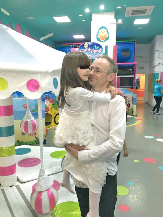 Mihai este topit după Mikaela