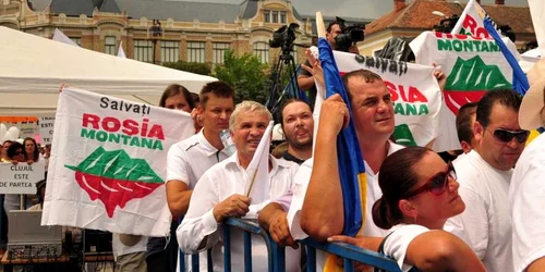 Activistii Salvati Rosia Montana au fost prezenti la discursul lui Basescu de la Cluj