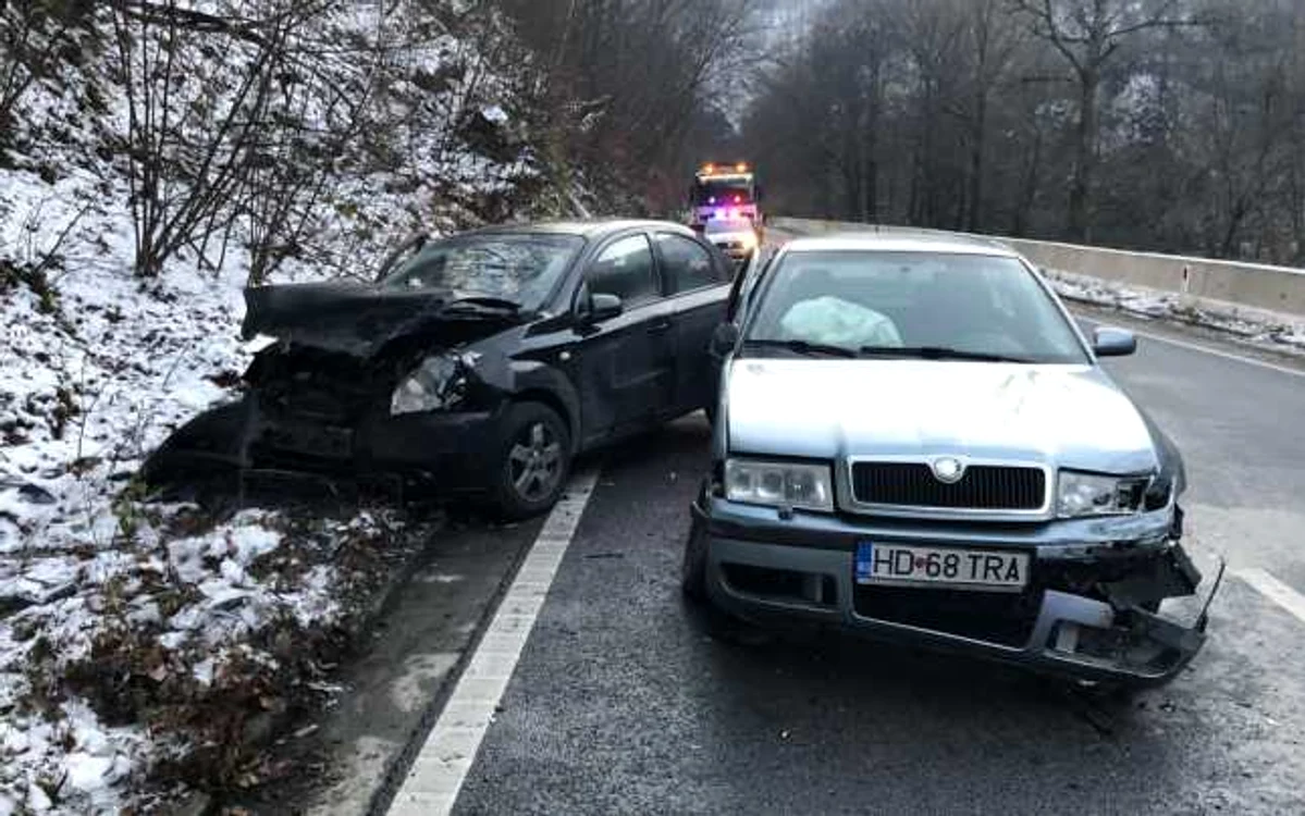 Trei autoturisme au fost implicate în accident