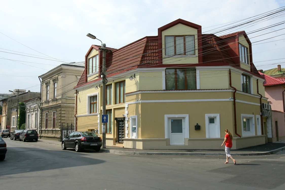 Restaurantul Jour Fixe Clasic se află în sectorul 4 al Capitalei