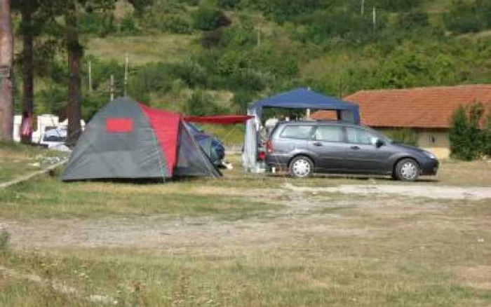 Râmnicu Vâlcea: Revărsările de saramură au înecat turismul la Ocne