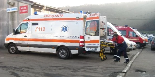 Victima a fost transportată de urgenţă la spital foto Arhivă
