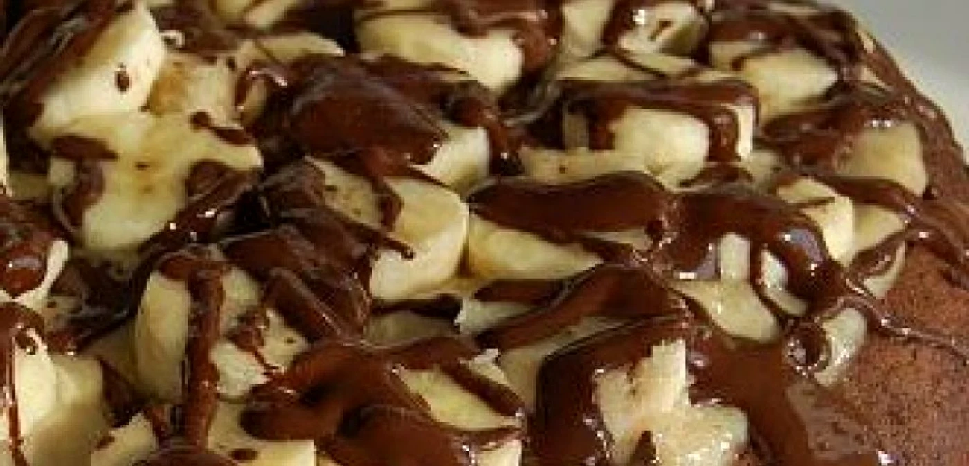 Cel mai bun tort de post: Tort cu ciocolată şi budincă de vanilie FOTO lalena.ro