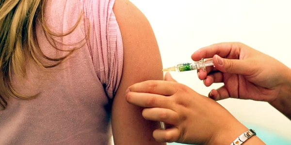 Doar 150 de fetiţe din Timiş s-au vaccinat împotriva cancerului de col uterin
