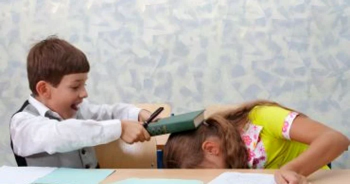 VIDEO Violenţa în şcoală, o tendinţă a ultimilor ani. Cum poate fi combătută?
