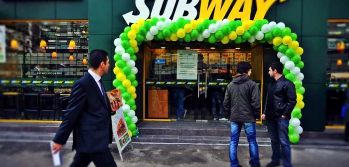 Din comerţ vin aproape 50% dintre francize FOTO Mediafax