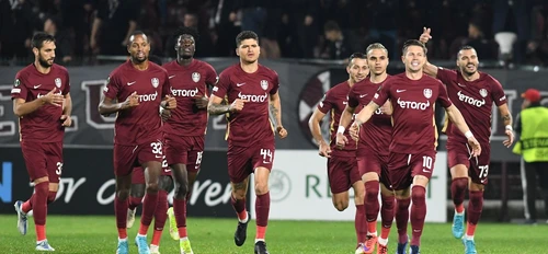 Jucătorii lui CFR Cluj, euforici după ce s-au calificat în primăvara europeană. Foto Sportpictures