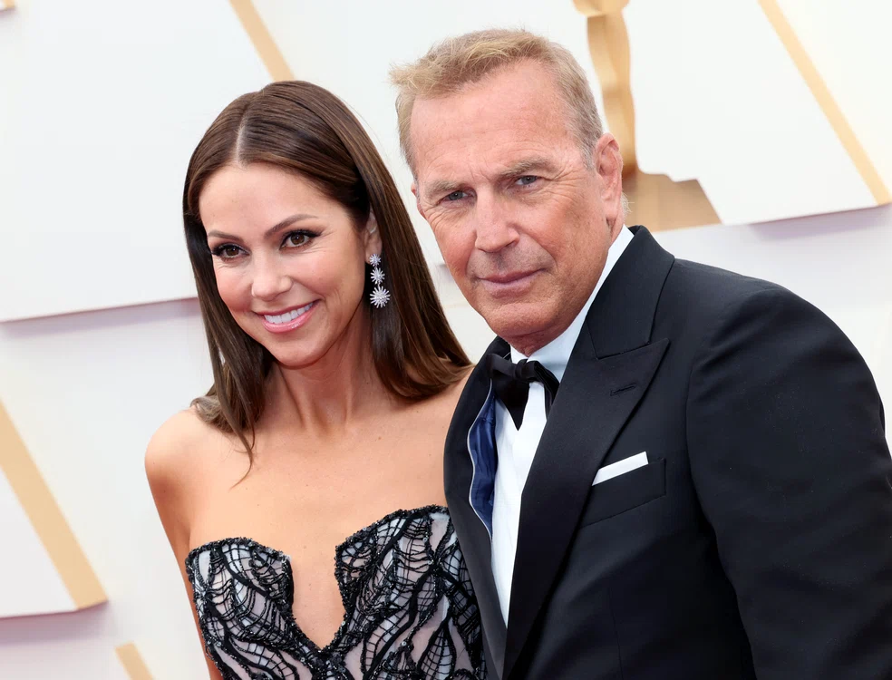 Kevin Costner, Christine Baumgartner, Getty (1) jpg