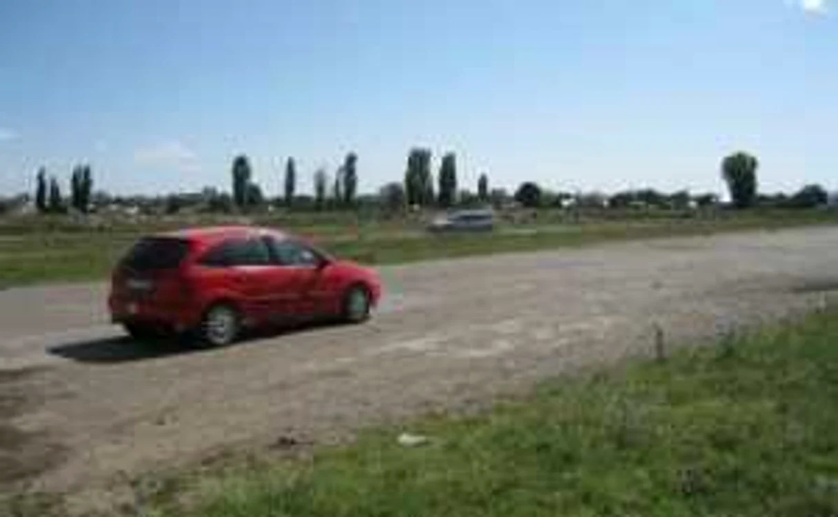Brăila: Poligonul auto, să fie şi să nu trebuiască