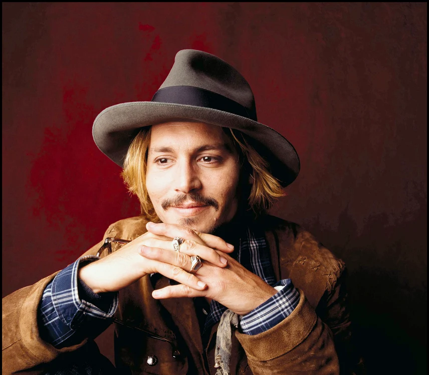 Johnny Depp s-a lăsat trasnformat total pentru noul rol în pelicula “Black Mass”.foto: Hepta