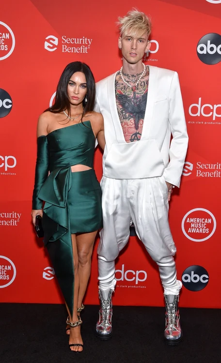 2 megan fox si machine gun kelly jpg jpeg