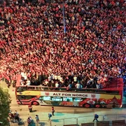 Fanii au întâmpina echipa națională de fotbal a Norvegiei după revenirea la Oslo FOTO Profimedia