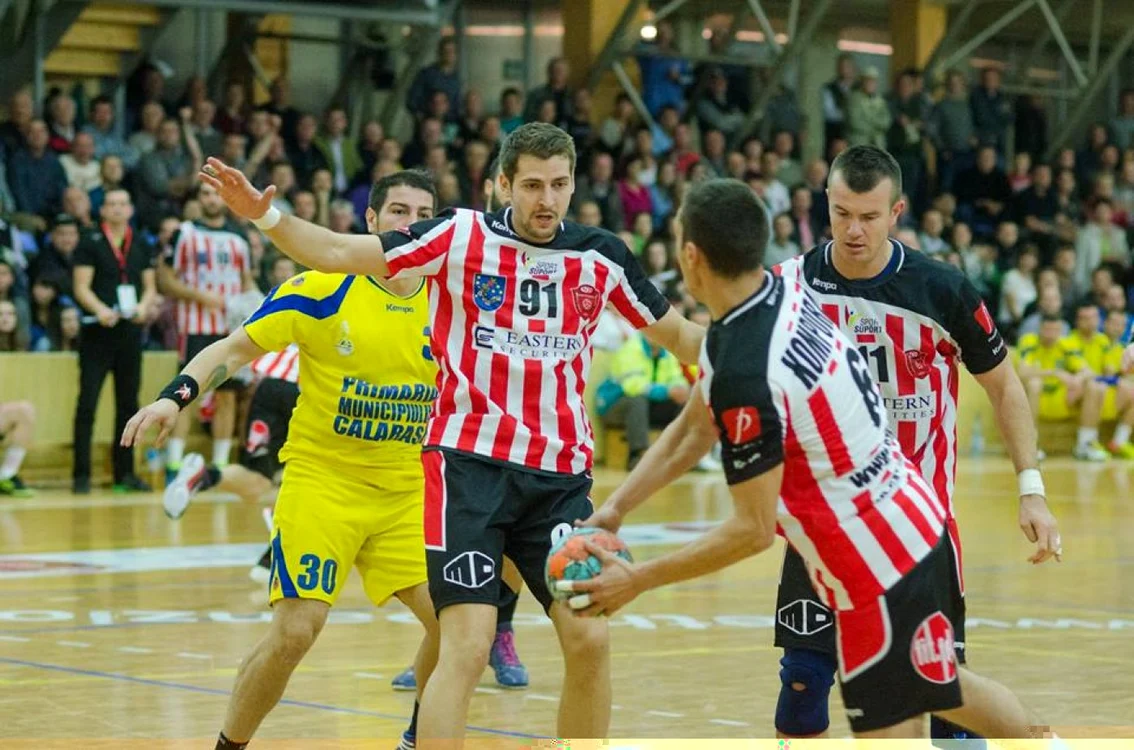 Sâmbătă, meci de handbal la sala Polivalentă Foto: Sport la Dunăre