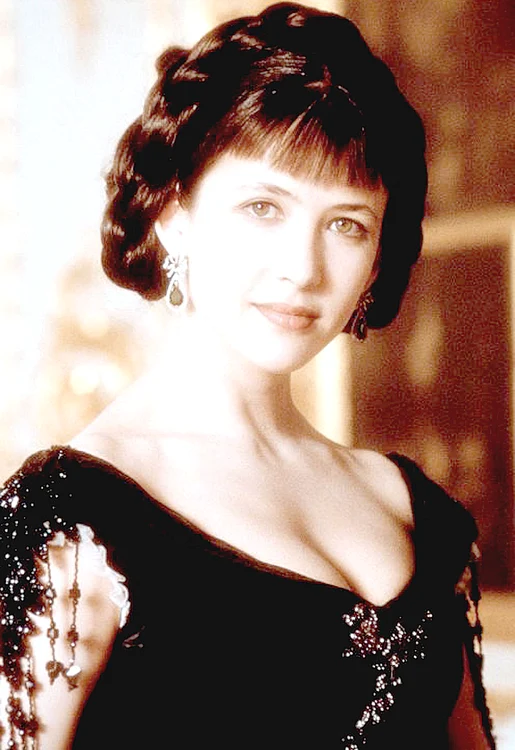 
    Urmăreşte luni, la 20:10, pe TVR 2  