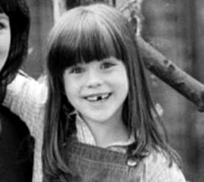 Jack Whitehall are 30 de ani şi joacă în producţia Disney