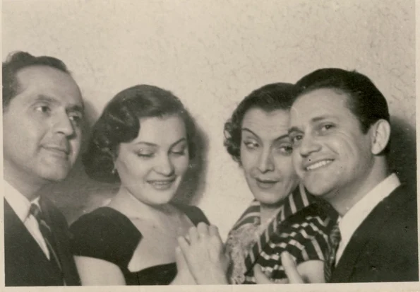 Gică Petrescu, Mara Mălineanu, Maria Tănase și Maurice Nègre (© Muzeul Olteniei)