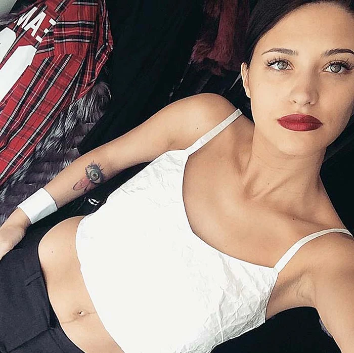 
    După sarcină,  Antonia vrea să-şi  tonifice abdomenulFoto: Arhivă Personală  