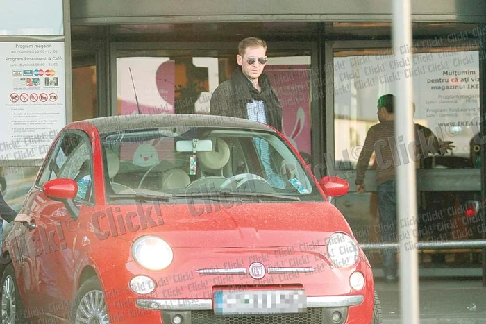 Mircea Solcanu a ieşit la cumpărături alături de un prieten (FOTOGRAFII: BLITZ)