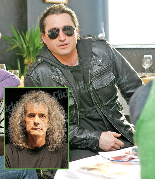 
    Şeicărescu l-a înlocuit  în luna august pe Cristi Minculescu  în trupa Iris  