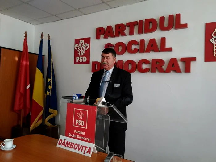 Liderul Partidului România Unită, deputatul Bogdan Diaconu, a depus, joi, la Camera Deputaţilor ”Propunerea legislativă privind declararea UDMR drept organizaţie ilegală, anti-constituţională şi anti-statală