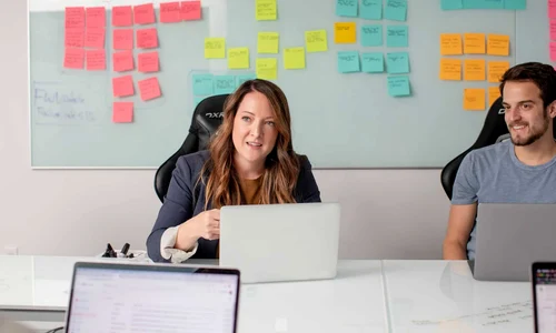 Cum să creezi o cultură organizațională bazată pe recunoaștere și recompense jpg