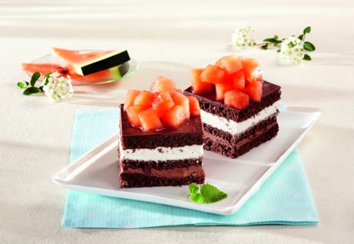 Descoperă un desert simplu şi delicios!clickpoftabuna.ro