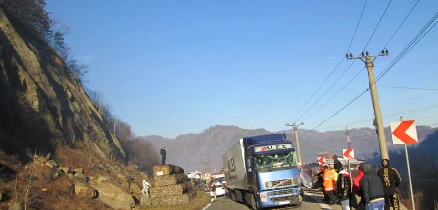 Accident Valea Oltului. Foto Adevarul