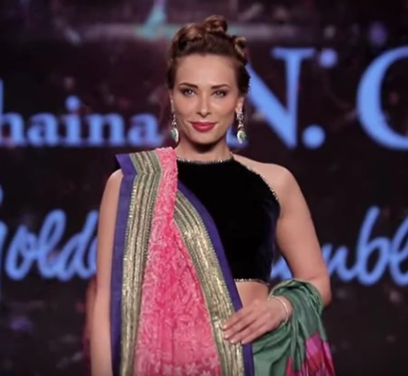 iulia vantur jpeg