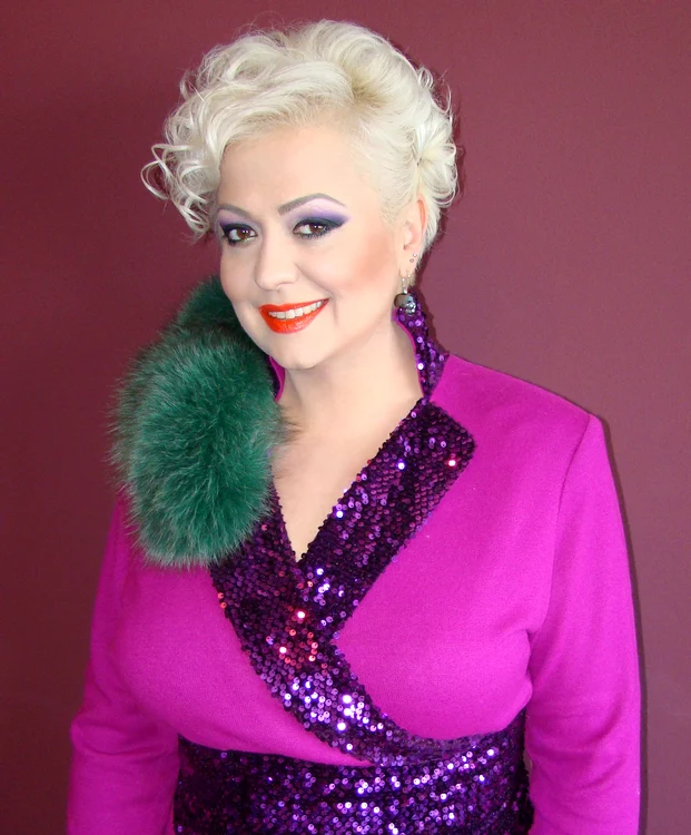 Monica Anghel este o prezenta plăcută pe micul ecran