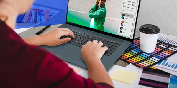 Laptop Dell Inspiron 2022