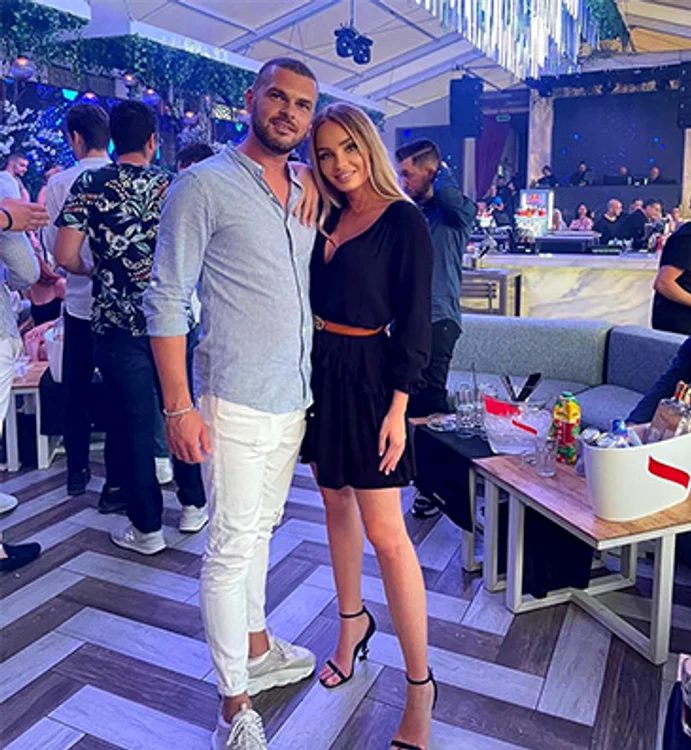 Maria se pregătește de nuntă cu Robert