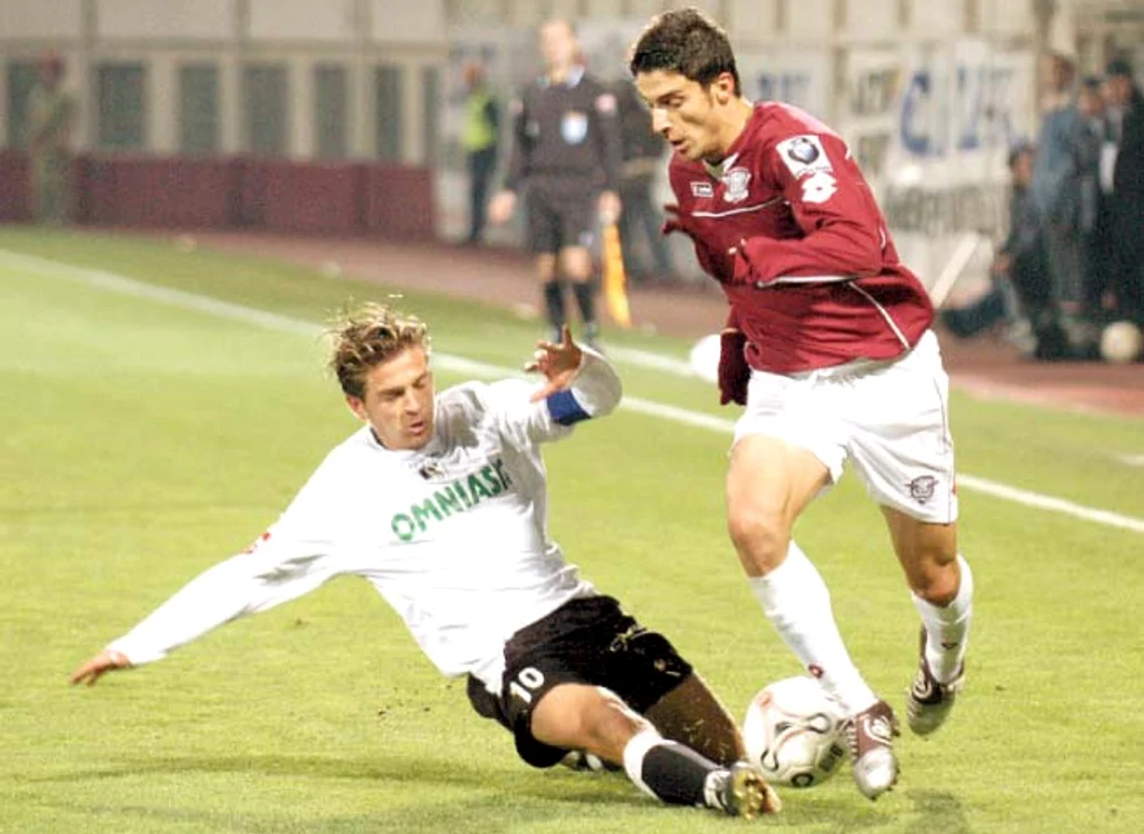 
    A jucat ultimul meci  pentru Rapid în 2006  