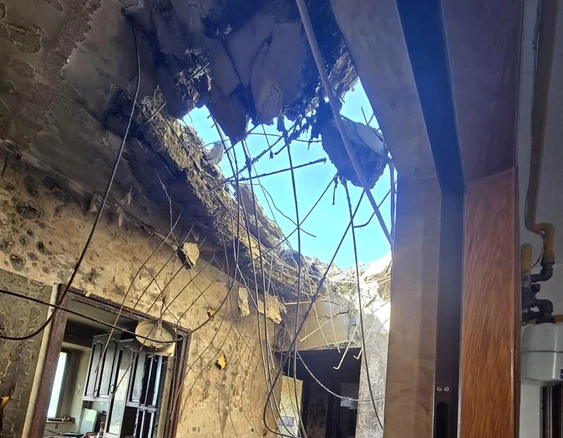 Dronă a distrus un apartament din Galați FOTO : FB 