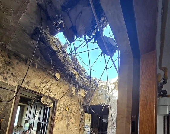 Apartamentul distrusde dronă FOTO: FB