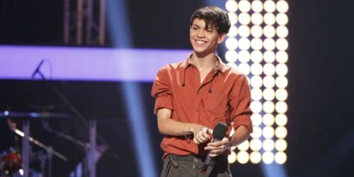 Robert Carlet predă lecții de pian de la vârsta de 15 ani