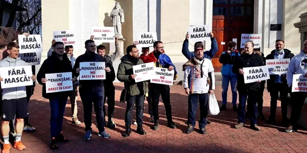 protestari anti masca suceava