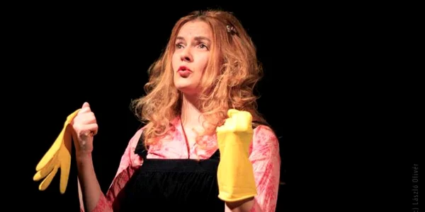 Actriţa Iulia Antonie va juca pe scena Teatrului Internaţional din Frankfurt, Germania