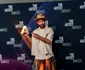 Smiley și-a uimit fanii cu ținuta vestimentară, purtată la un eveniment muzical Foto: Facebook 