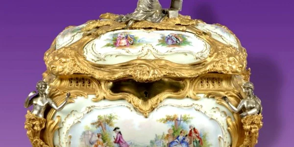 comorile pelesului